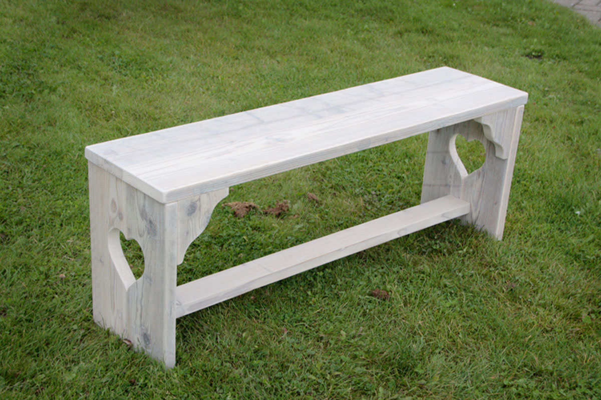 Steigerhouten tuinbank met hartje