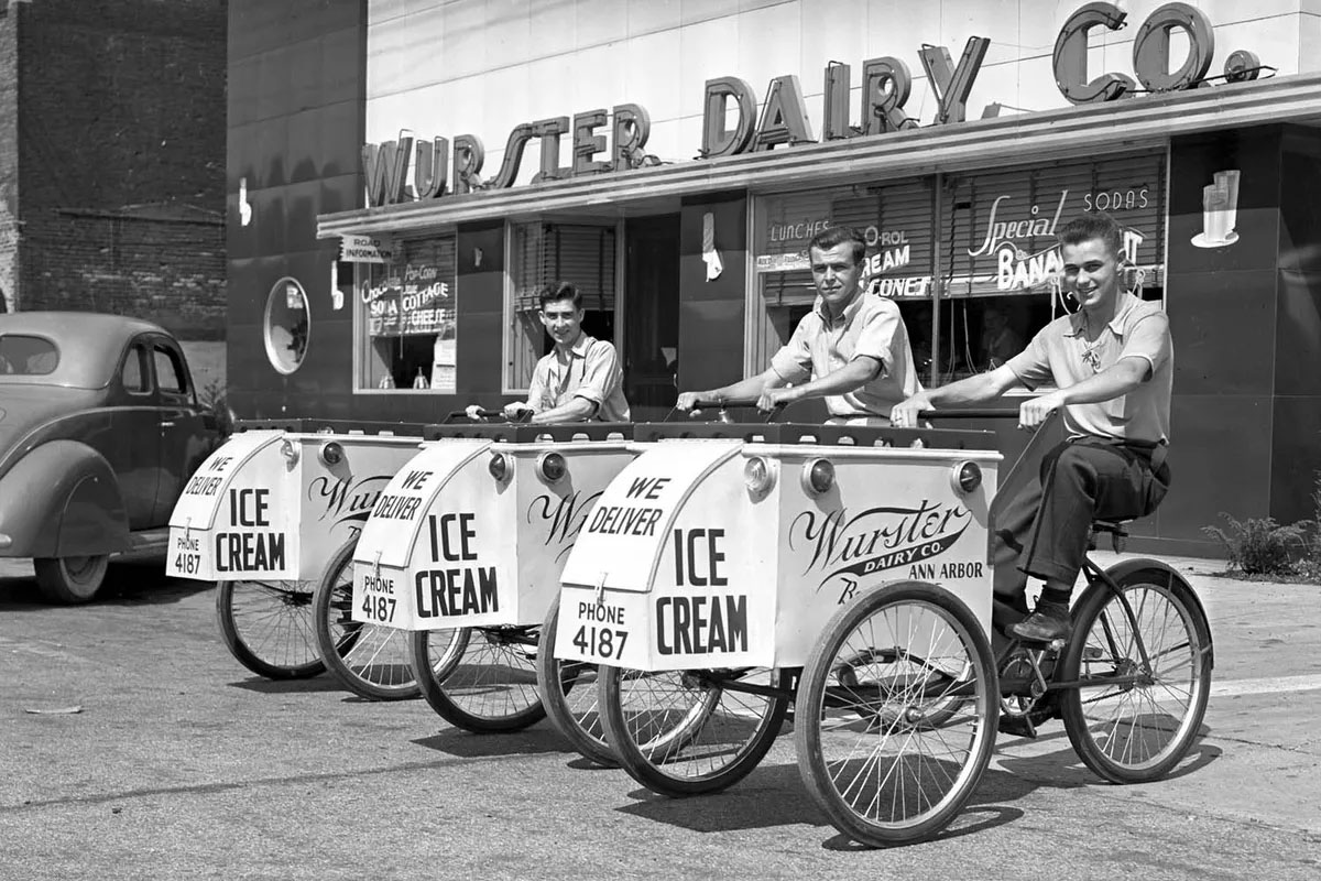 vintage ijskar op bruiloft